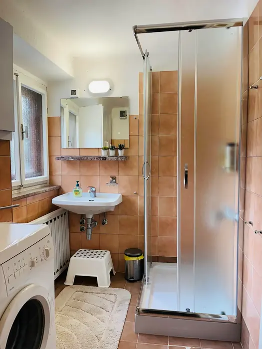 Detajl notranjosti Koče pri Rdeči Bukvi (fotografija 32)